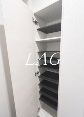 【収納】 | カインドネス町田Ⅲ | シューズボックスです。（同仕様設備です）