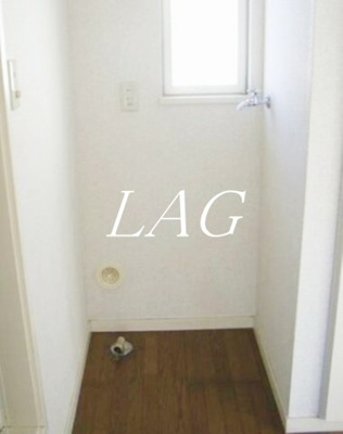 【設備】 | ファインクレストB | 室内洗濯機置き場です。