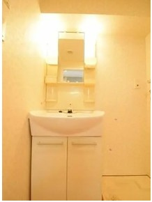 千代田区神田東紺屋町の賃貸マンションの独立洗面台