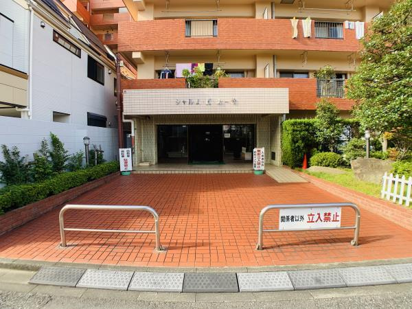 シャルム・Ｋ・カーサのエントランス