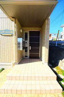 レガート上大岡のエントランス