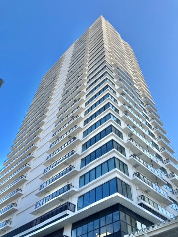 ＴＨＥ　ＴＯＷＥＲ　湘南辻堂