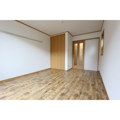 【居間・リビング】 | 洋室　8帖