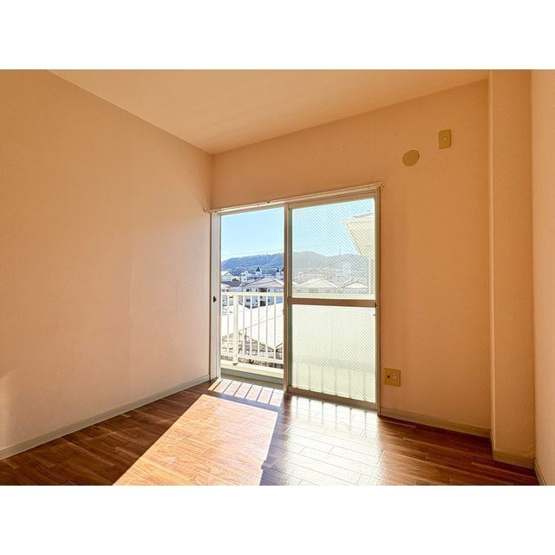 【居間・リビング】 | 曽我マンション | 洋室