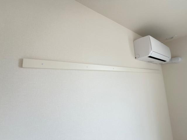 ウィスタリアのその他|ハンガーモール