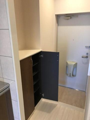 【玄関】 | コンフォール佐和 | 玄関