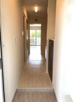 【玄関】 | コンフォール佐和 | 玄関