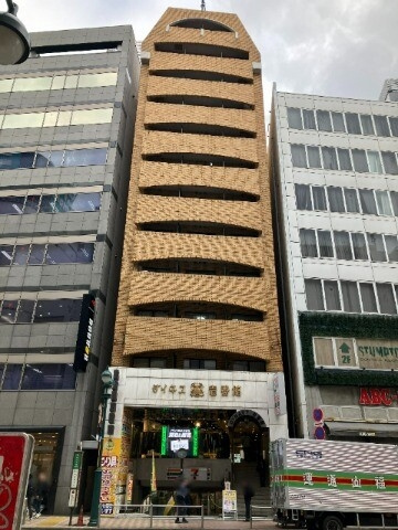 ダイネス壱番館渋谷の外観