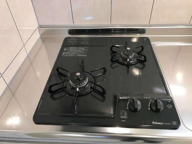 ヴィラ安田町のキッチン|ガスコンロ