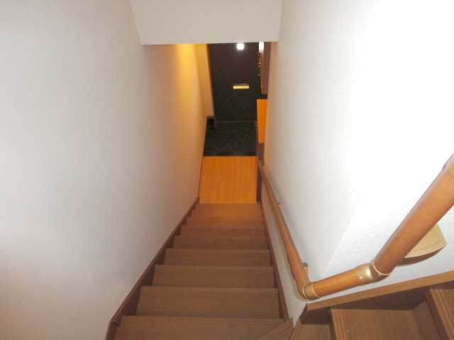 レ・フルールのその他|階段