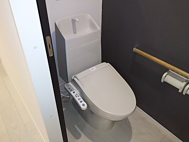 ユニヴァリィ　エミのトイレ|シャワー付トイレ（イメージ）