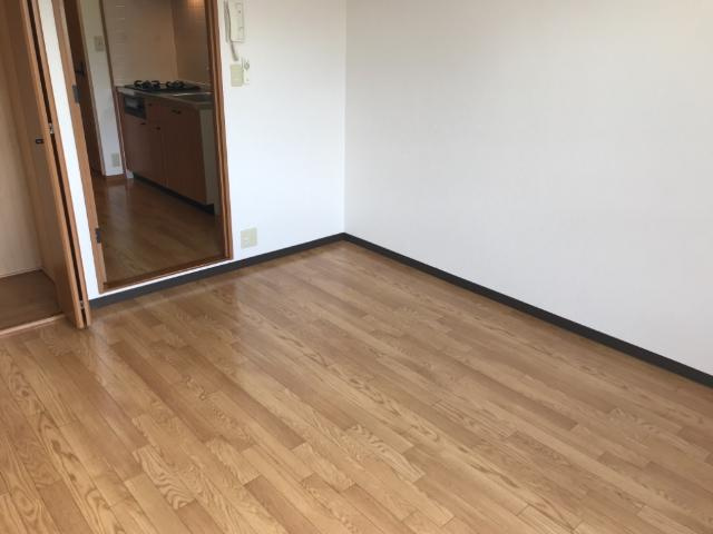 ファロ２１の内装|室内