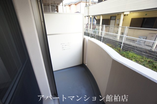 ルピナスのバルコニー