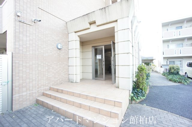 ルピナスのエントランス