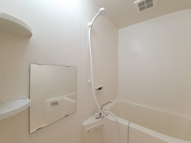 アロマ・フォーレの浴室|落ち着いた空間のお風呂です