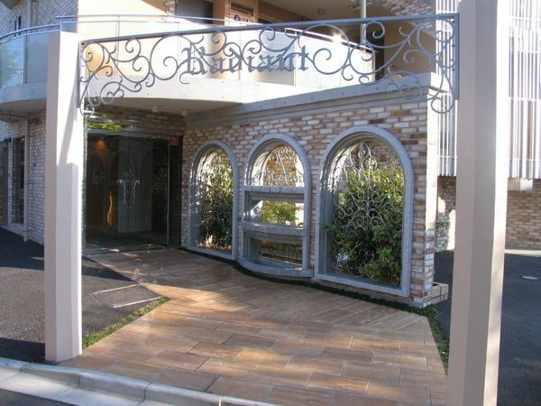 【エントランス】 | レイディアント