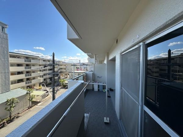 【バルコニー】 | ラウンドシティフドウ香里南Ｂ棟