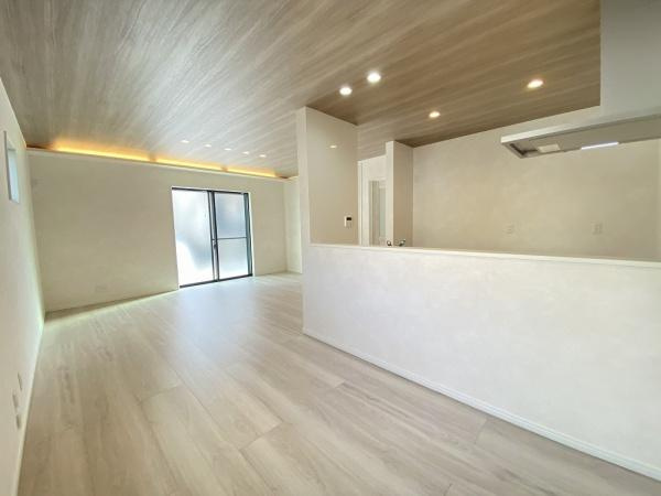 【居間・リビング】 | 須磨区妙法寺池ノ谷　中古戸建　未入居