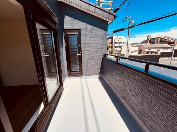 【バルコニー】 | 写真は同社施工例です。
