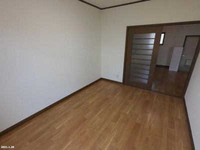 【洋室】 | グランディールハイム | 写真は同タイプの別のお部屋のものです。