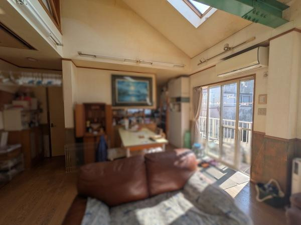 和歌山市小松原6丁目　中古戸建の居間・リビング