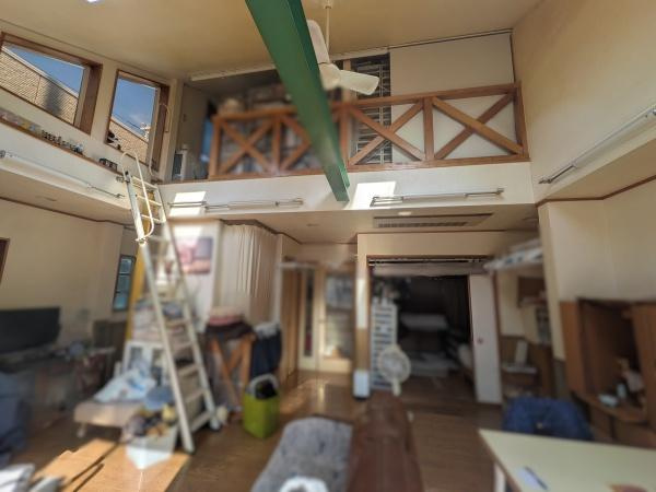 和歌山市小松原6丁目　中古戸建の居間・リビング