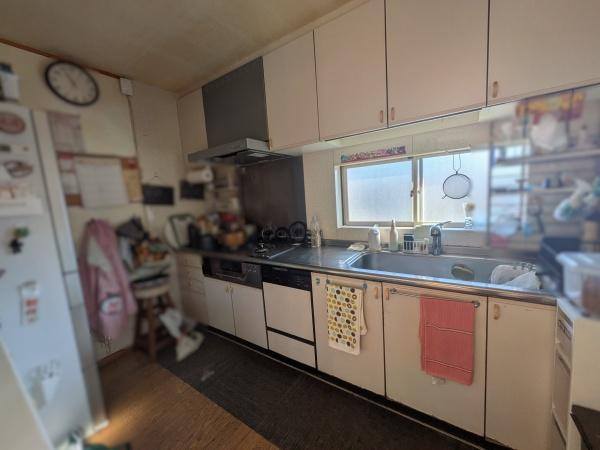 和歌山市小松原6丁目　中古戸建のキッチン