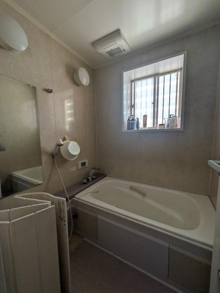 和歌山市小松原6丁目　中古戸建の浴室