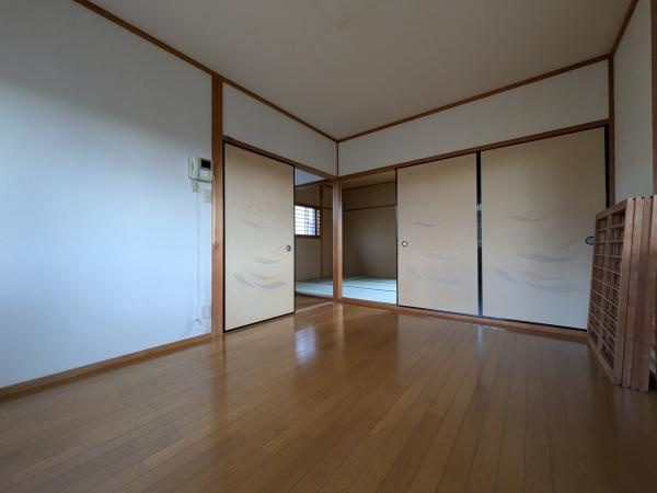 和歌山市今福1丁目　中古戸建の洋室