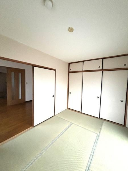 ハナキマンションの寝室