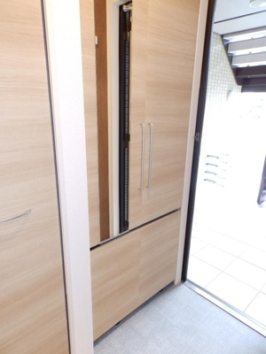 【玄関】 | フォーサイト ウエストB棟