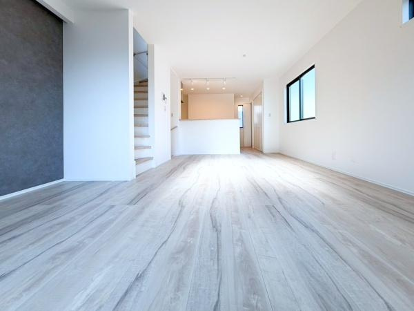 横浜市保土ケ谷区川島町の新築一戸建の居間・リビング