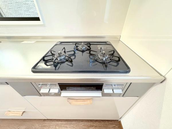 大和市福田の中古一戸建のキッチン