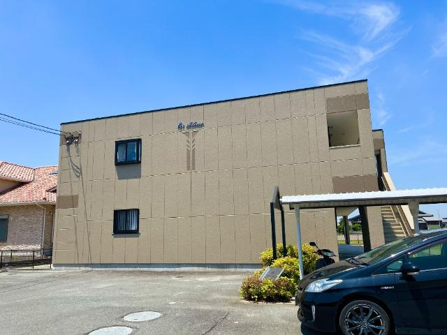 【外観】 | フルール | 外観写真（昼）