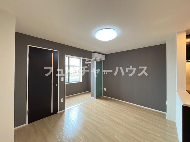 グランメゾンNAKAの居間・リビング