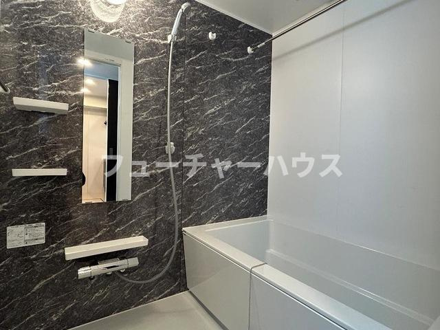リッチレジデンスＢ（Rich Residence B）の浴室