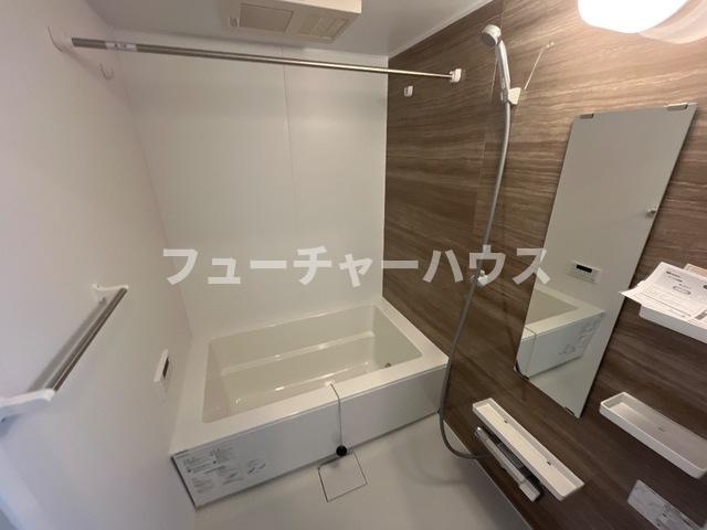メゾンド・ソレイユの浴室