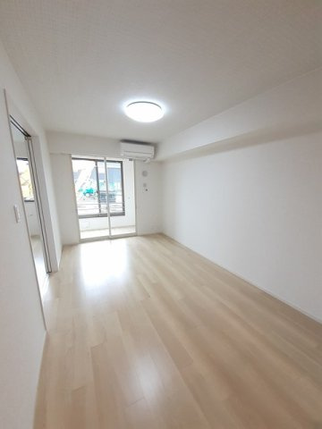 グランフェリーチェ　Ⅲの居間・リビング