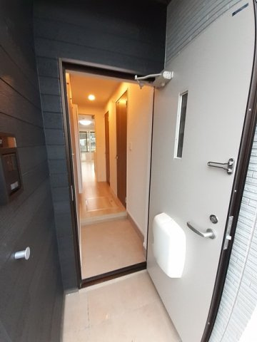 レーヴ　Ⅶのエントランス