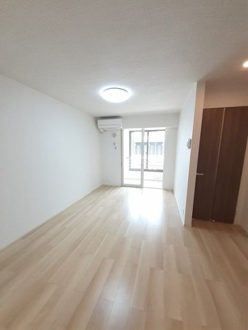 ベル　ファーストの居間・リビング