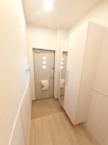 アヴニールＢの玄関