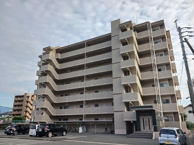 Ｍ．Ｅｔｅｒｎａｌ　Ｐｌａｃｅの外観