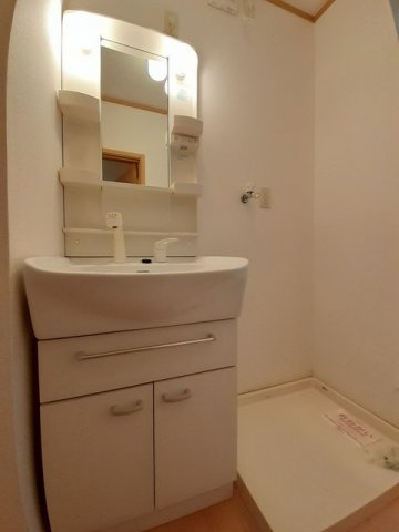 メゾンド卑弥呼の洗面所