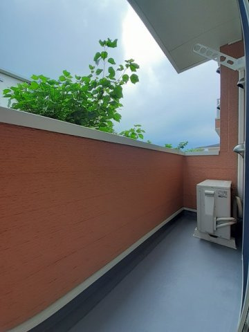 メゾンド卑弥呼のバルコニー