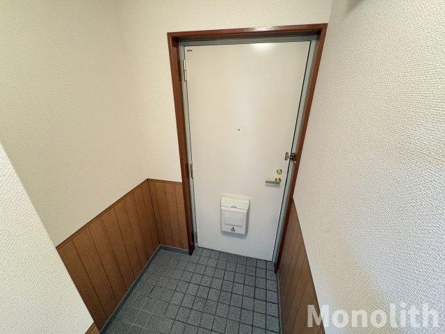 パレスさくらAの玄関