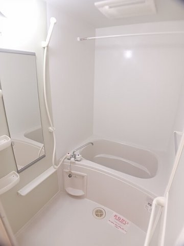 アッソレート・ポストⅡの浴室