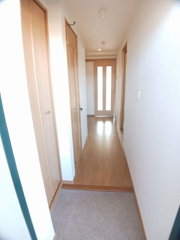 アッソレート・ポストⅡの玄関