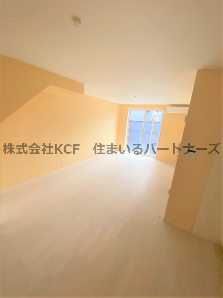 テラスハウス東山の居間・リビング|おしゃれなリビングです