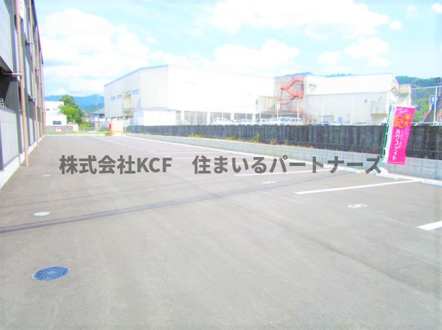 サニーヒル旗崎の駐車場|駐車場に車を止められます