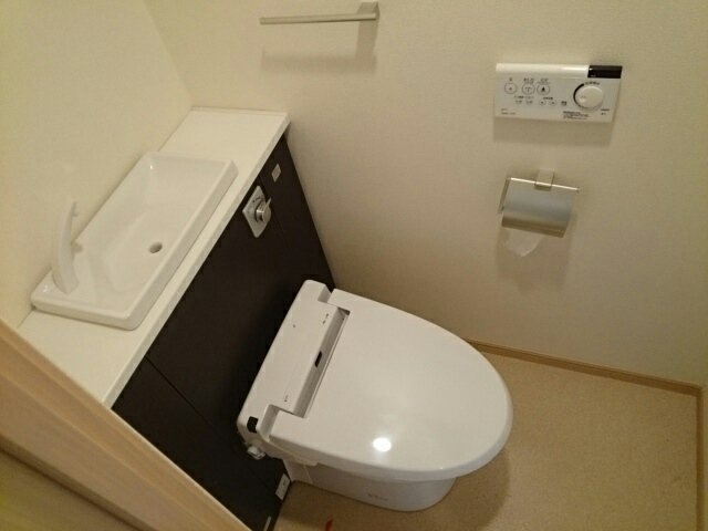 リヴェール栄谷のトイレ